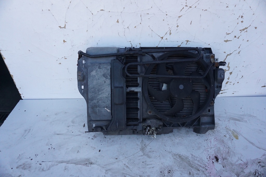 фото №1, Усилитель радиатор pas peugeot 407 coupe 2.2 16