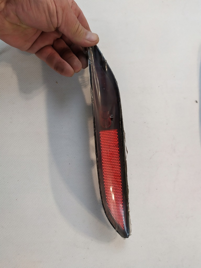 фото №1, Отражатель бампера задняя левый vw id3 новый