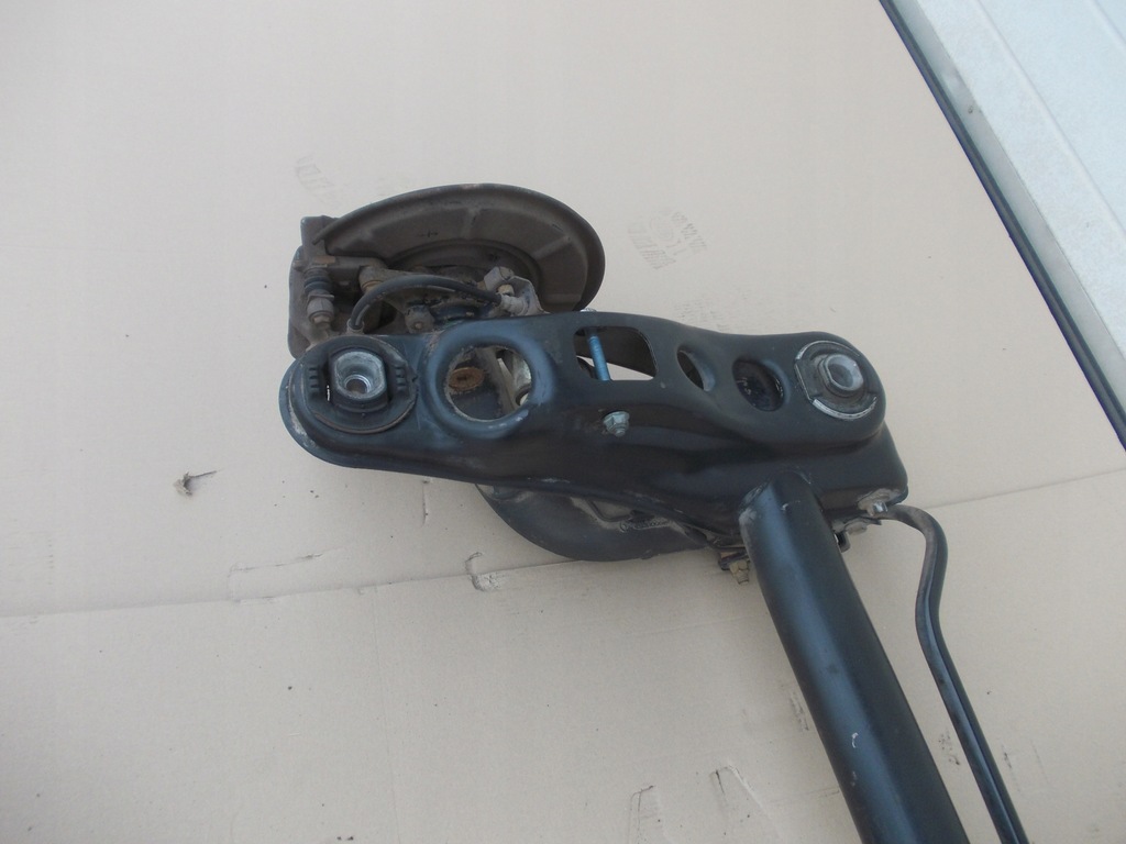 фото №6, Балка задня oś mercedes a klasa w168 гальмівні диски