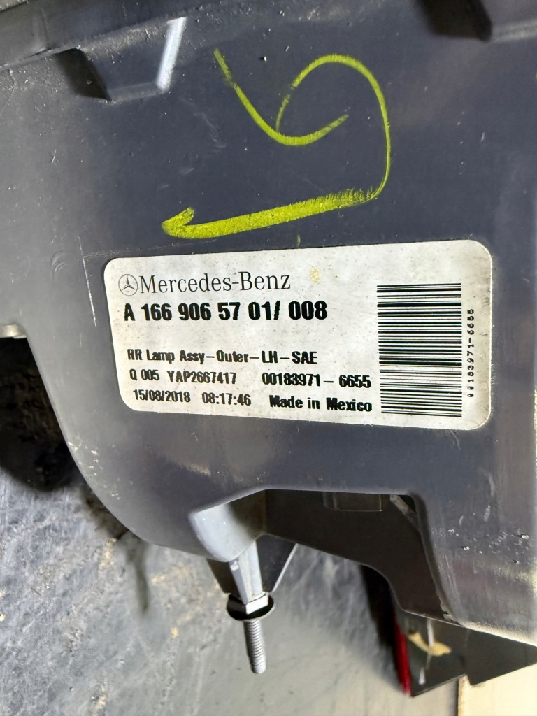 Купить Mercedes gle ml рестайлинг  w166 лампа задний  задняя левая 15-19 led a1669065701