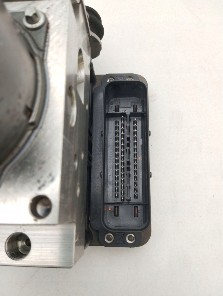 фото №8, Audi a8 s8 d4 4h 2015 блок управления / модуль abs 4h0907379aa