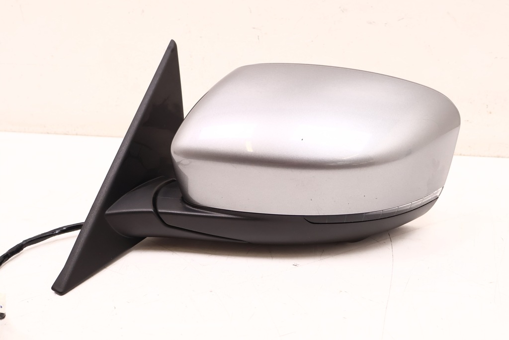 фото №1, Maserati levante зеркало левая 672 18 pin