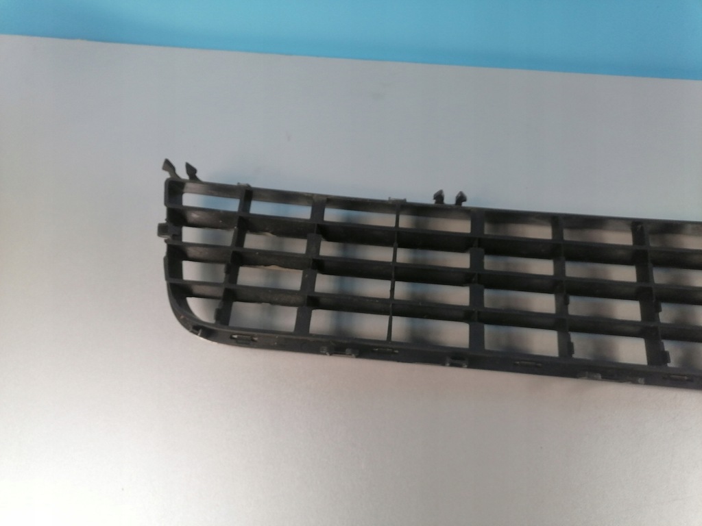 фото №8, Решітка середня бампера audi a6 c5 4b0807683l