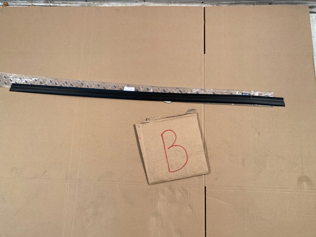 фото №9, Ford mondeo mk4 молдинг стекло лобовое нижняя