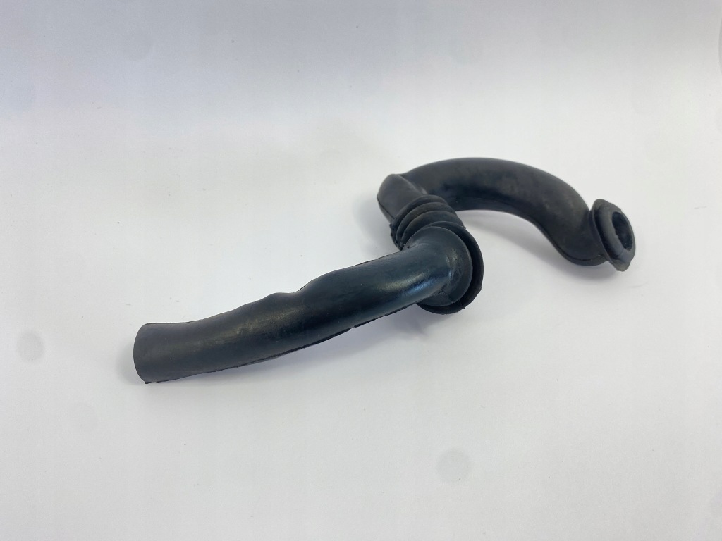 Защита резиновый элемент проводка крышки задний  задний правая mercedes w124 универсал 1248210597 Киев