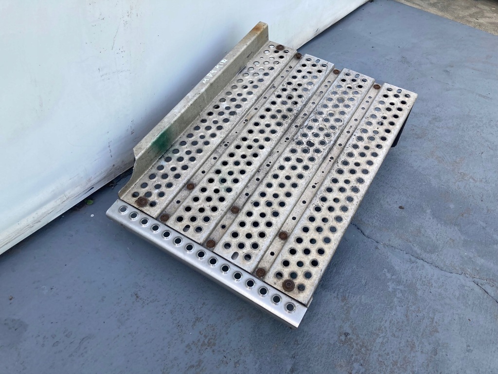 фото №3, Mercedes actros mp4 помост trap рабочий левый