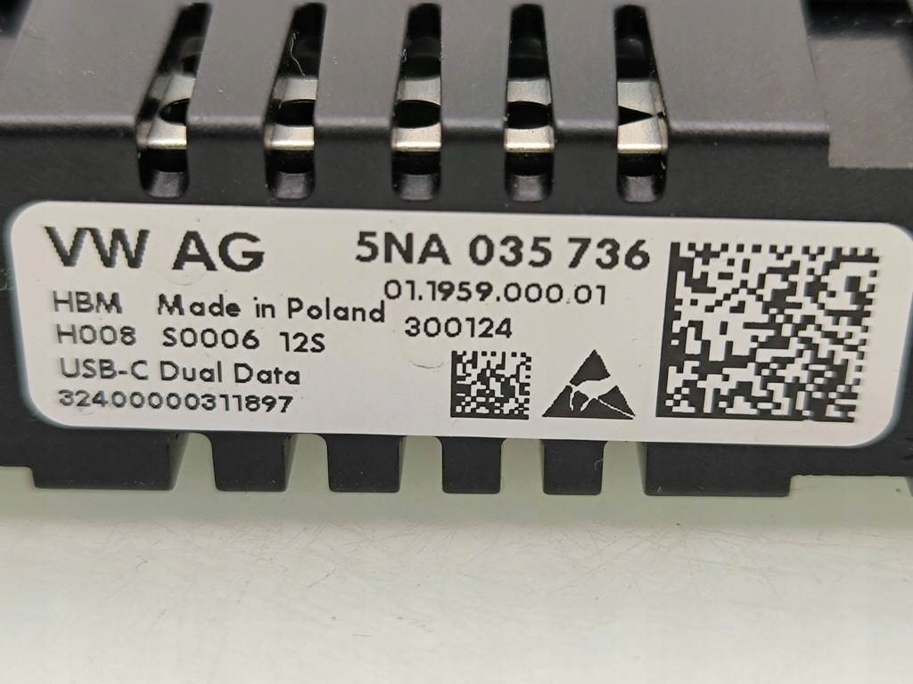 фото №8, Cupra formentor 2021 разъём / соединитель usb