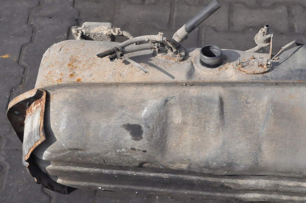 фото №8, Mitsubishi l200 2.5 td бак топлива bak