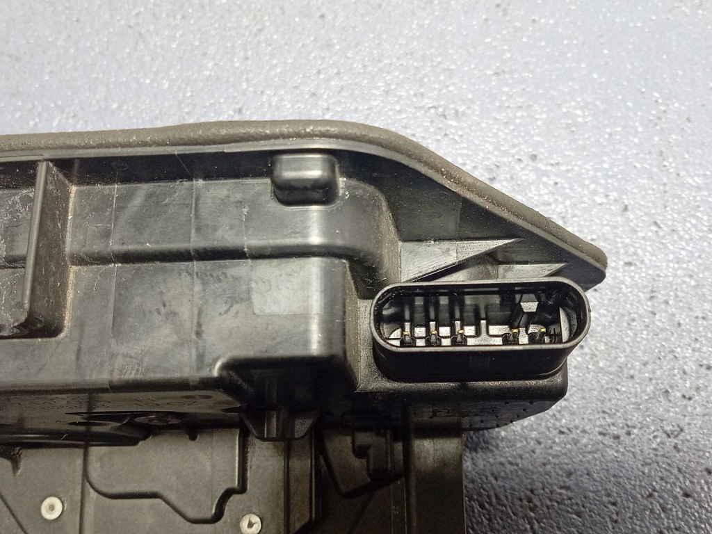 фото №4, Bmw 3 g20 m3 g80 замок дверь задняя левый 7445045