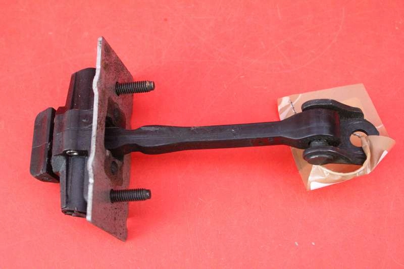 фото №6, Ограничитель дверь правый перед peugeot 301 16r