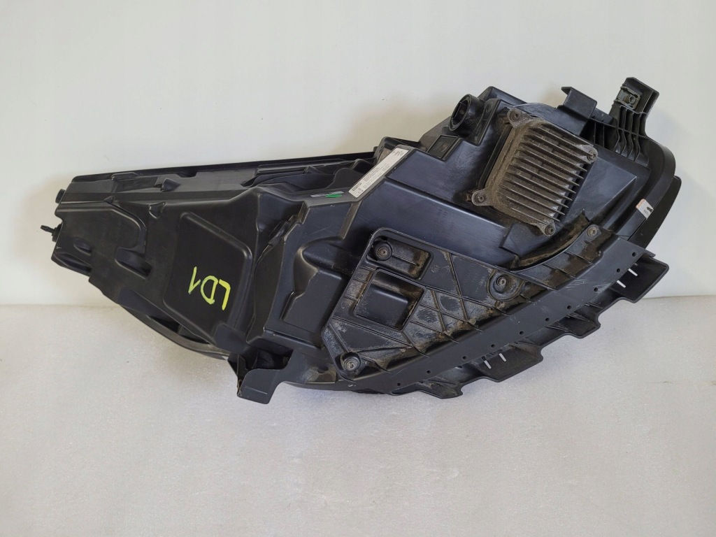 Tesla model 3 y рестайлинг  фара левая full led левый на soczewkę 1514952-00-d в Украине