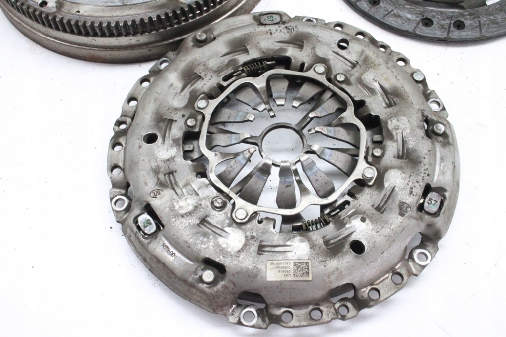 фото №11, Комплект зчеплення vw passat variant b8 3g5 04l141015d 1.6l дизель 88kw