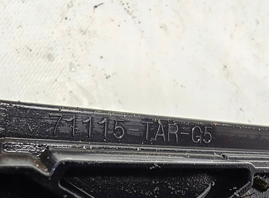 фото №9, Решётка средняя левая решётка радиатора бампера перед honda jazz iv lift 2017-2020