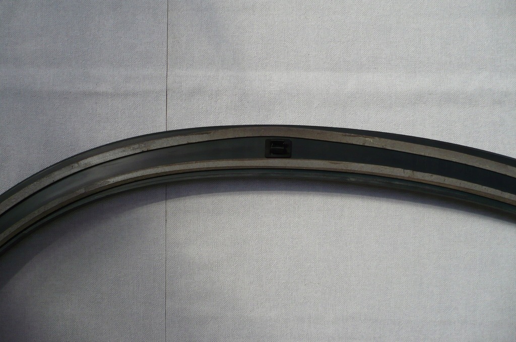 фото №14, Mercedes gla x156 молдинг крыла левая перед оригинал