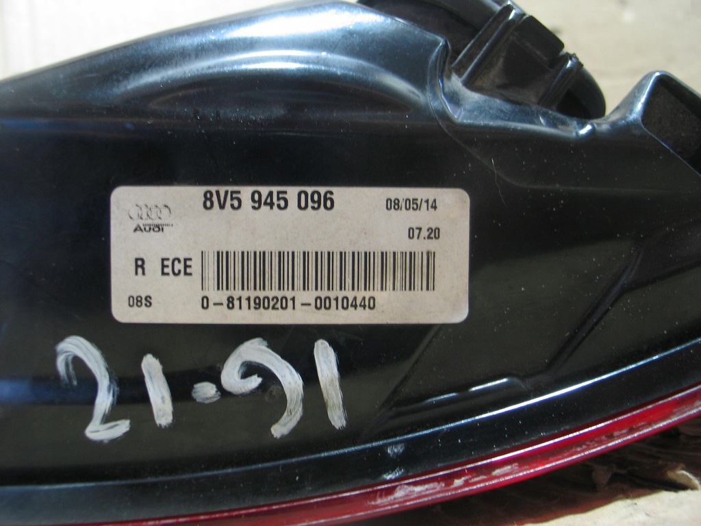 фото №12, Лампа задняя задняя audi a3 8v 8v5945096 sedan