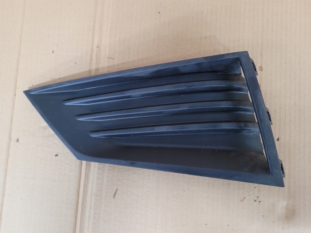 фото №1, Skoda fabia iv ліва решітка бампера оригінал