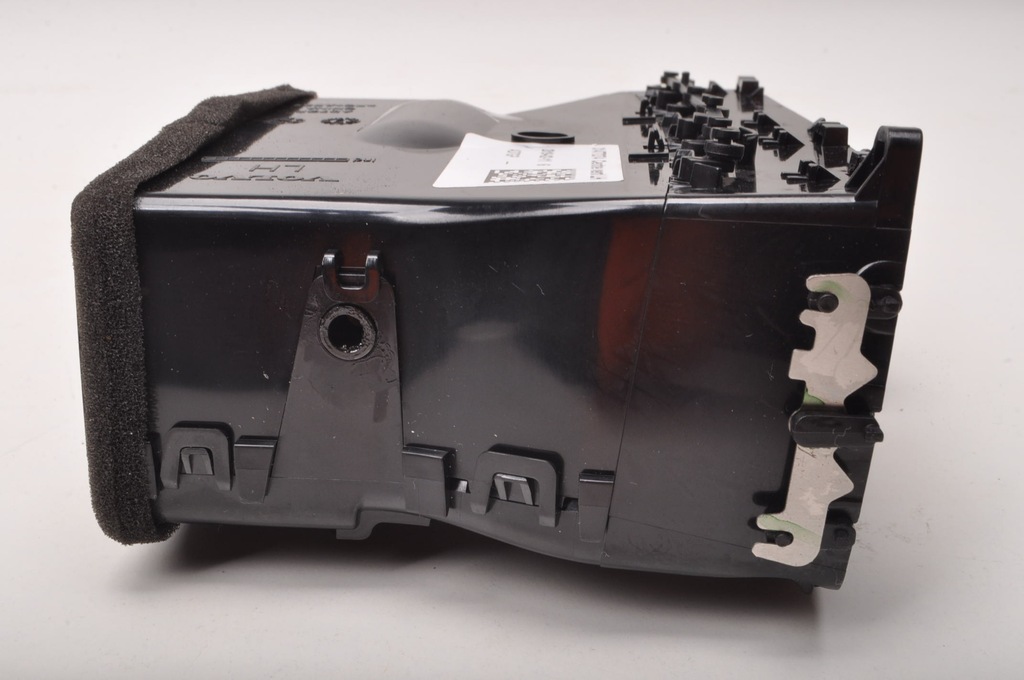 фото №6, Volvo s60 iii v60 решётка обдув uk 31477274