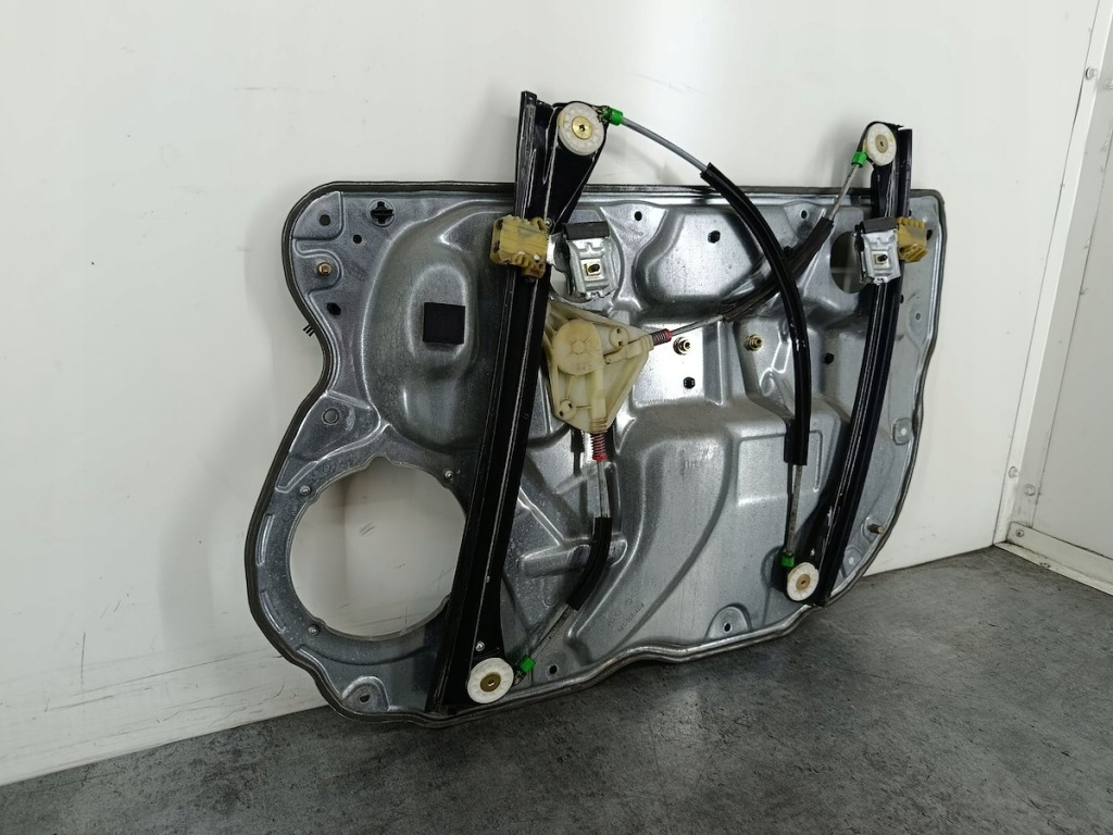 Купить Подъемник стекло левый перед vw polo iv fl 9n 6q4837755 6y2959802a 400889d