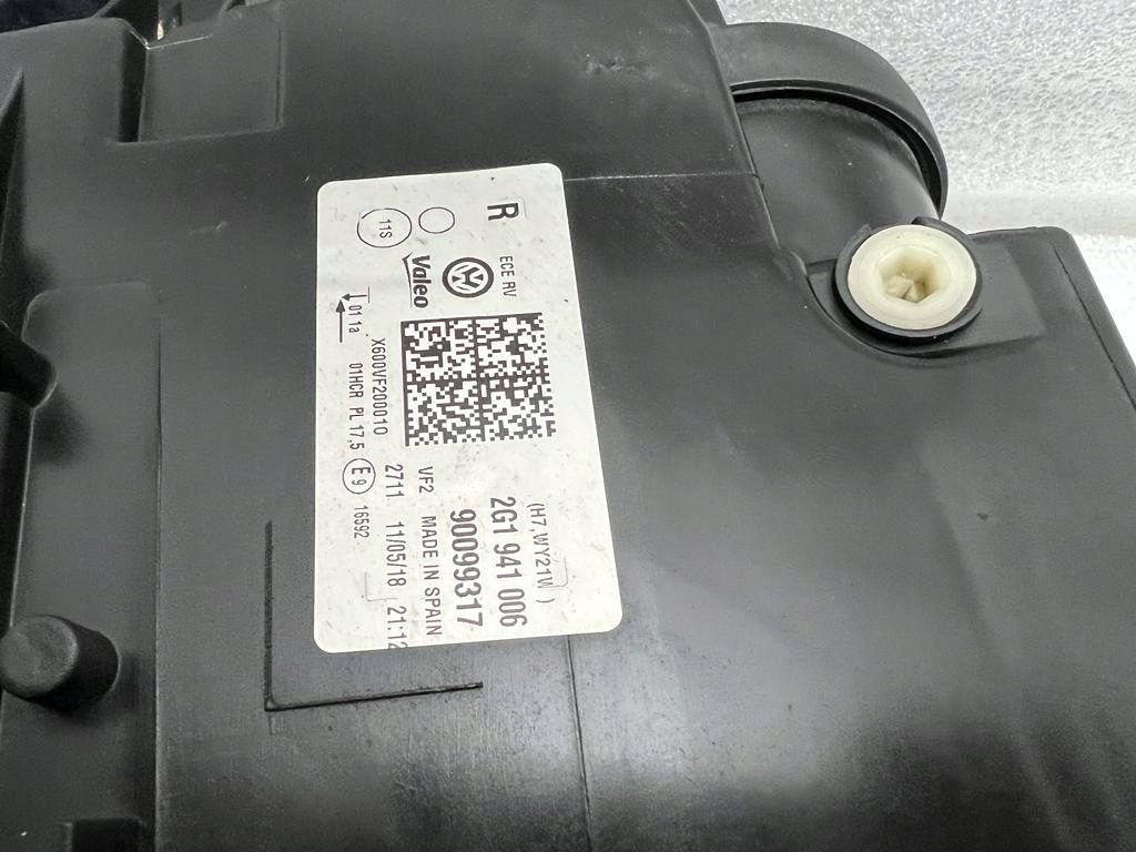 фото №13, Vw polo 2g обычная лампа левая правая