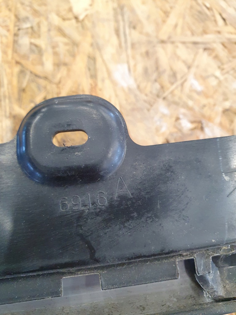 фото №9, Chrysler town & country 2015 направляющая правая задняя