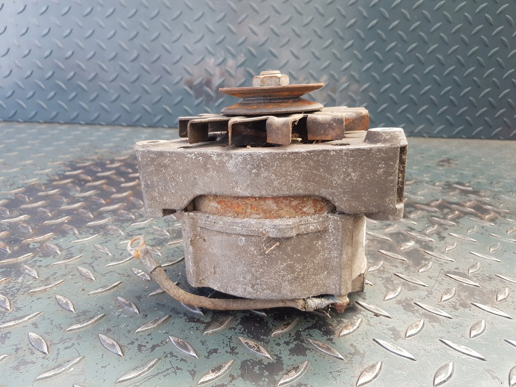 фото №7, Генератор bosch 120 469 757 bmw e30 316i 318i m10