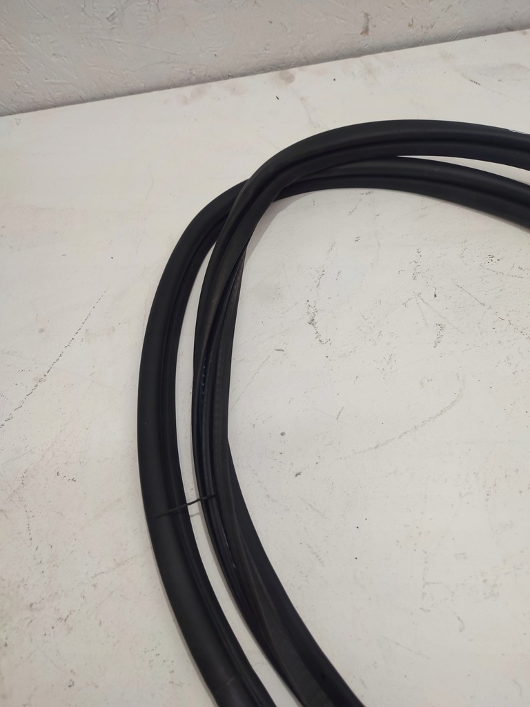 фото №3, Citroen ds5 прокладка дверь левый задняя