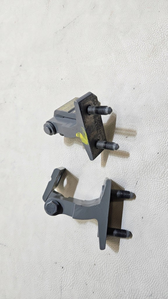 Нове петлі двері перед ліва mercedes cle w236 c236 Оригінал