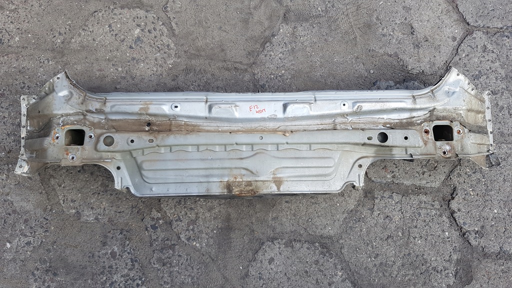 фото №1, Toyota corolla e12 02-06 kombi pas задний