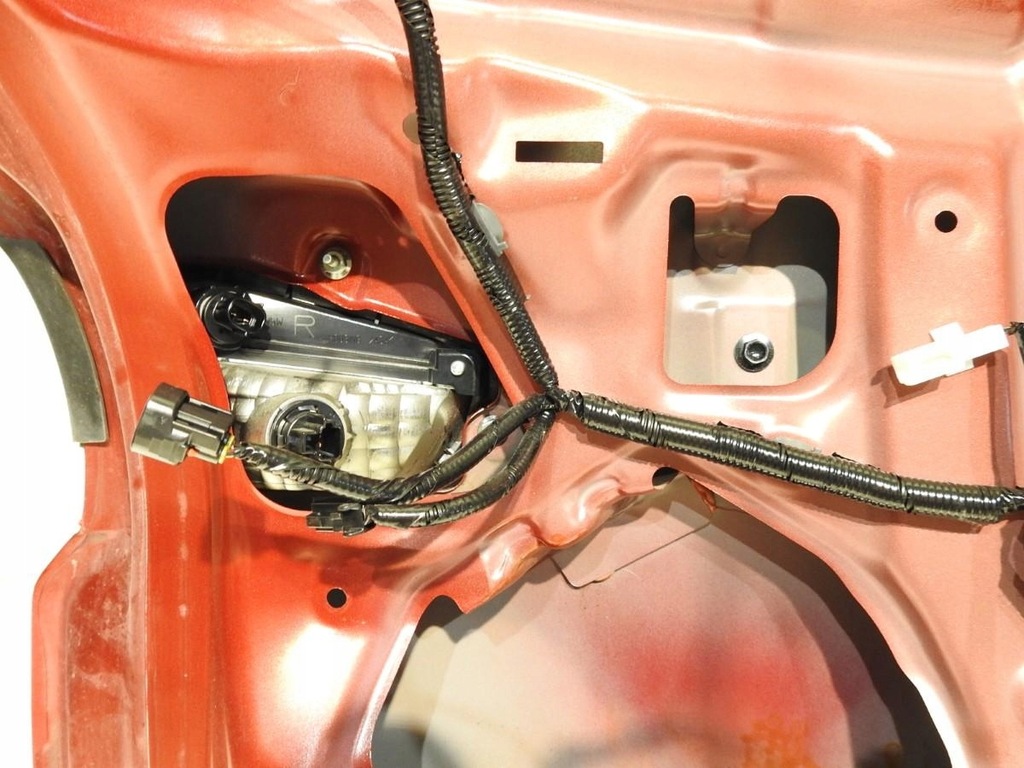 фото №11, Кришка багажника задня 41v скло mazda 6 iii gj kombi