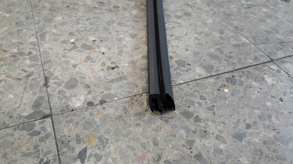 фото №7, Молдинг уплотнитель внутренняя w169 левый перед