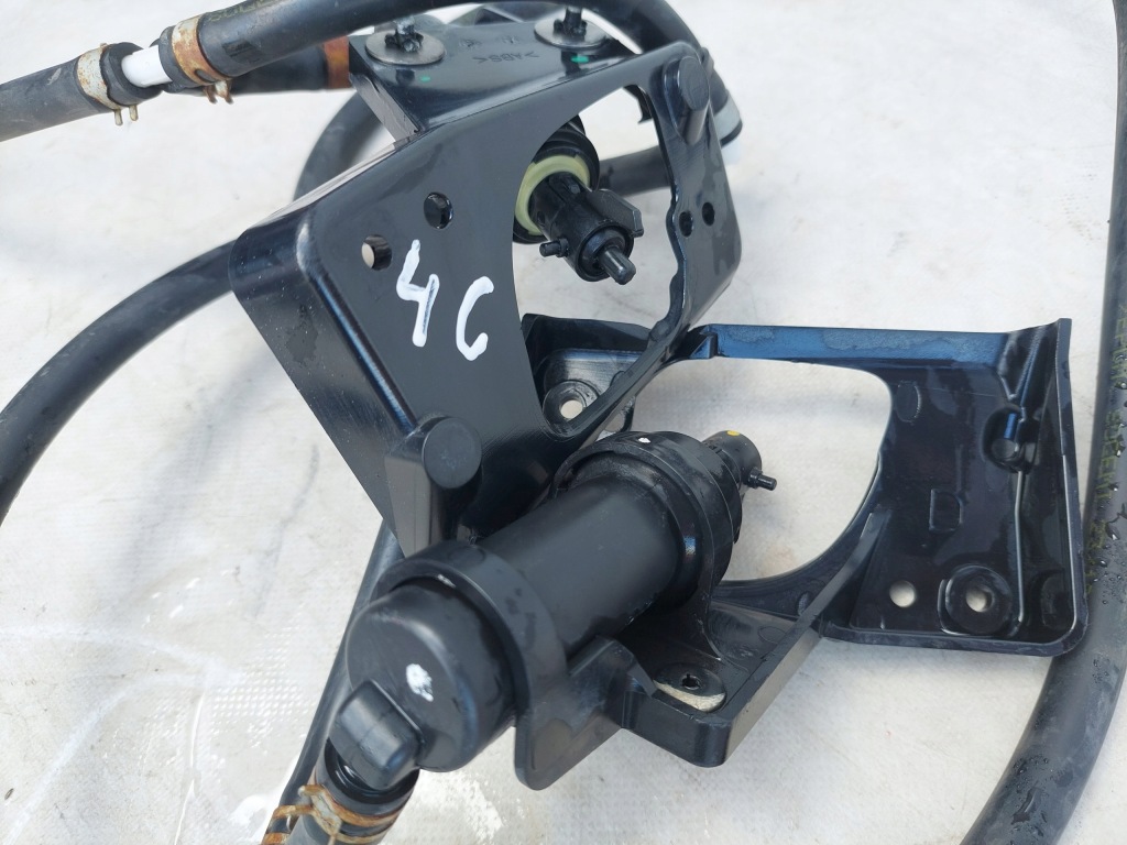 Sprysk омыватель фары правый  левое  пабтрубок  alfa romeo giulia veloce комплект Доставка