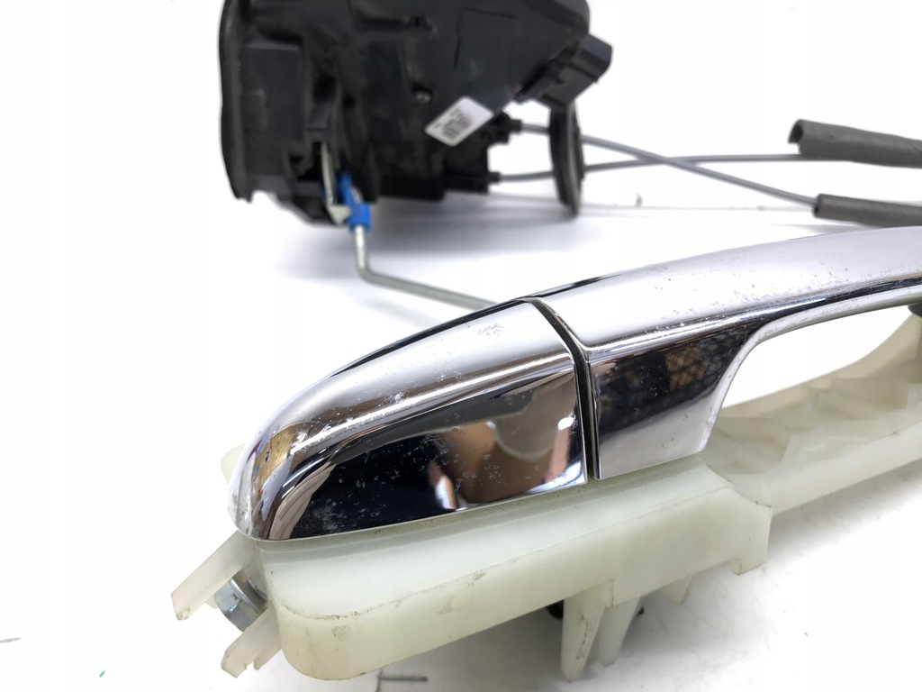 фото №10, Kia carnival ii vq замок дверь задняя левый ручка a045777