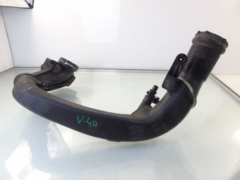 фото №1, Volvo v40 ii 2.0 d3 труба воздуха 31325985 воздухозаборник