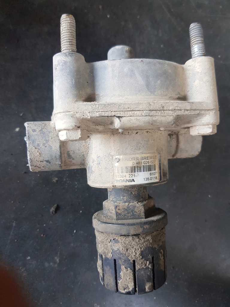 фото №1, Scania r клапан релейный 1350118