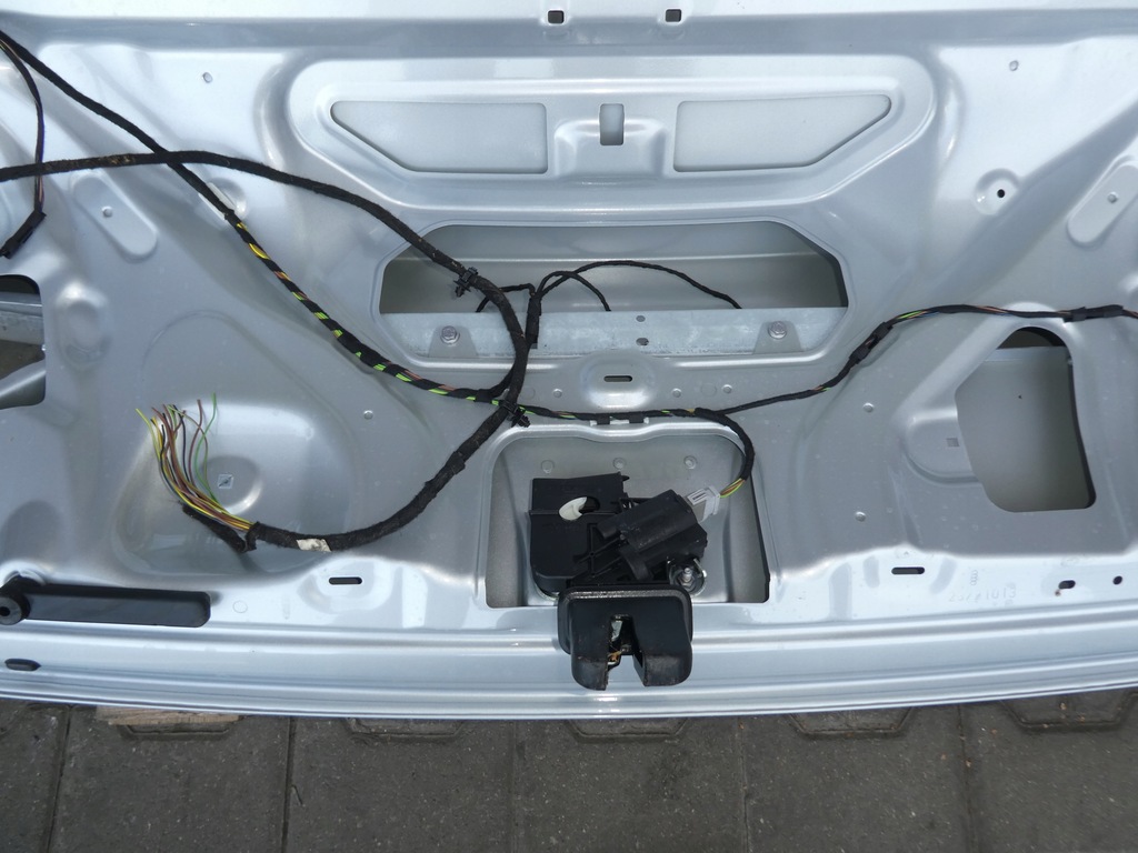 фото №11, Audi a5 8t coupe кришка багажника задня lx7w