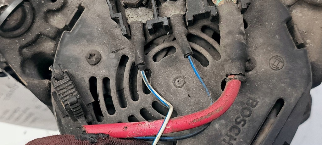 Генератор 0123310023 ford fiesta mk4 рестайлінг Ціна