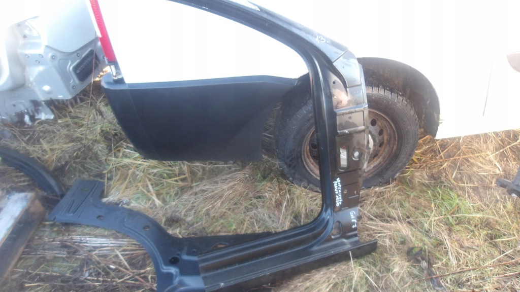 фото №1, Порог блок двигателя правый перед vw caddy iv 2k7 2k4