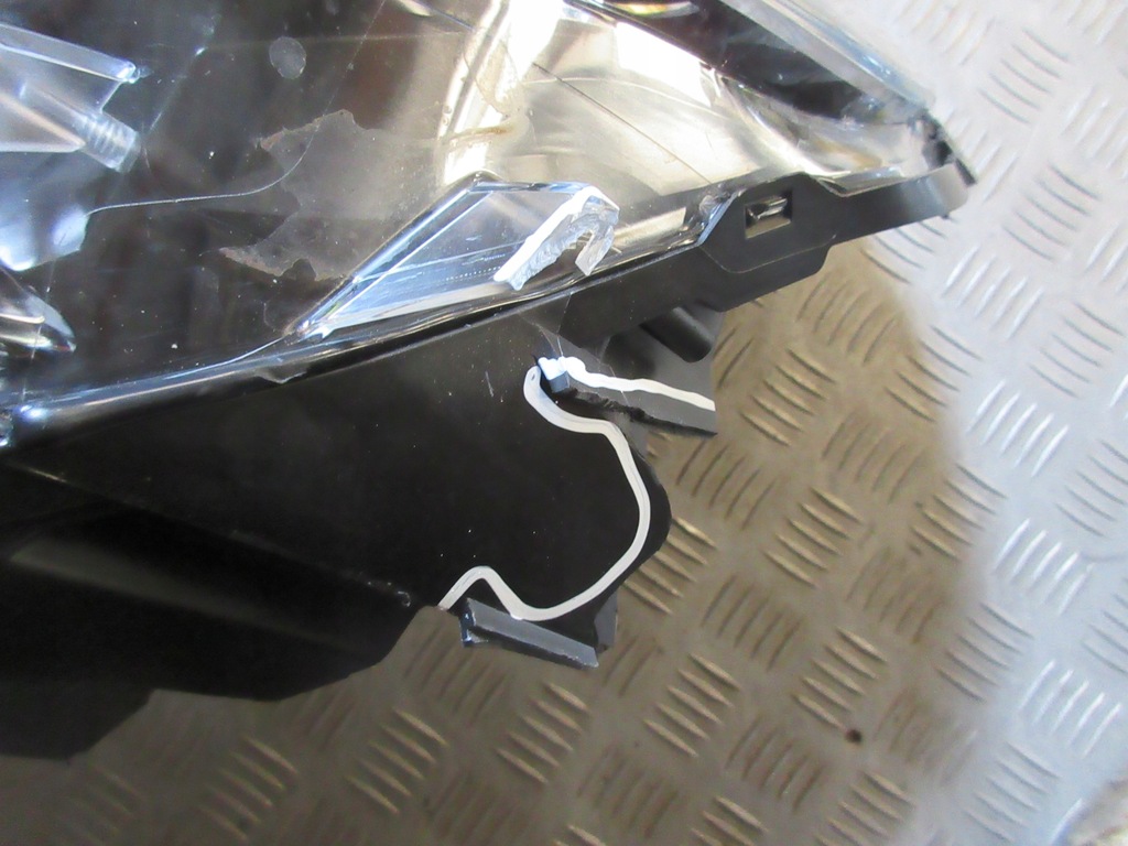 фото №6, Лампа фара левый expert iii traveller оригинал