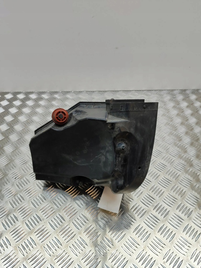 фото №5, Bmw 7 g11 g12 2016 корпус фильтра воздуха