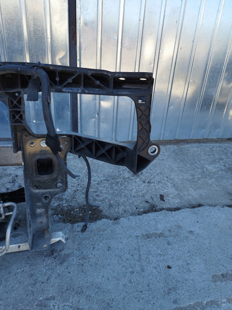 Ремень передний балка радиатор opel corsa d рестайлинг  1.4b a14xer механическая коробка передач 2010-2014 с Разборки