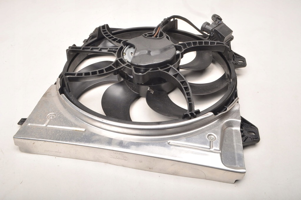 фото №6, Peugeot 2008 ii 1.2 вентилятор радиатора