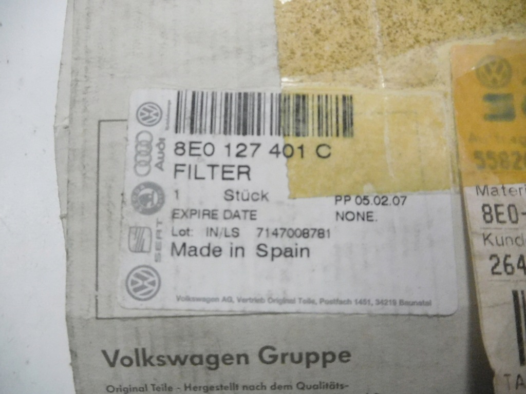 фото №11, Фільтр пального audi a4 b7 оригінальний номер 8e0127401c
