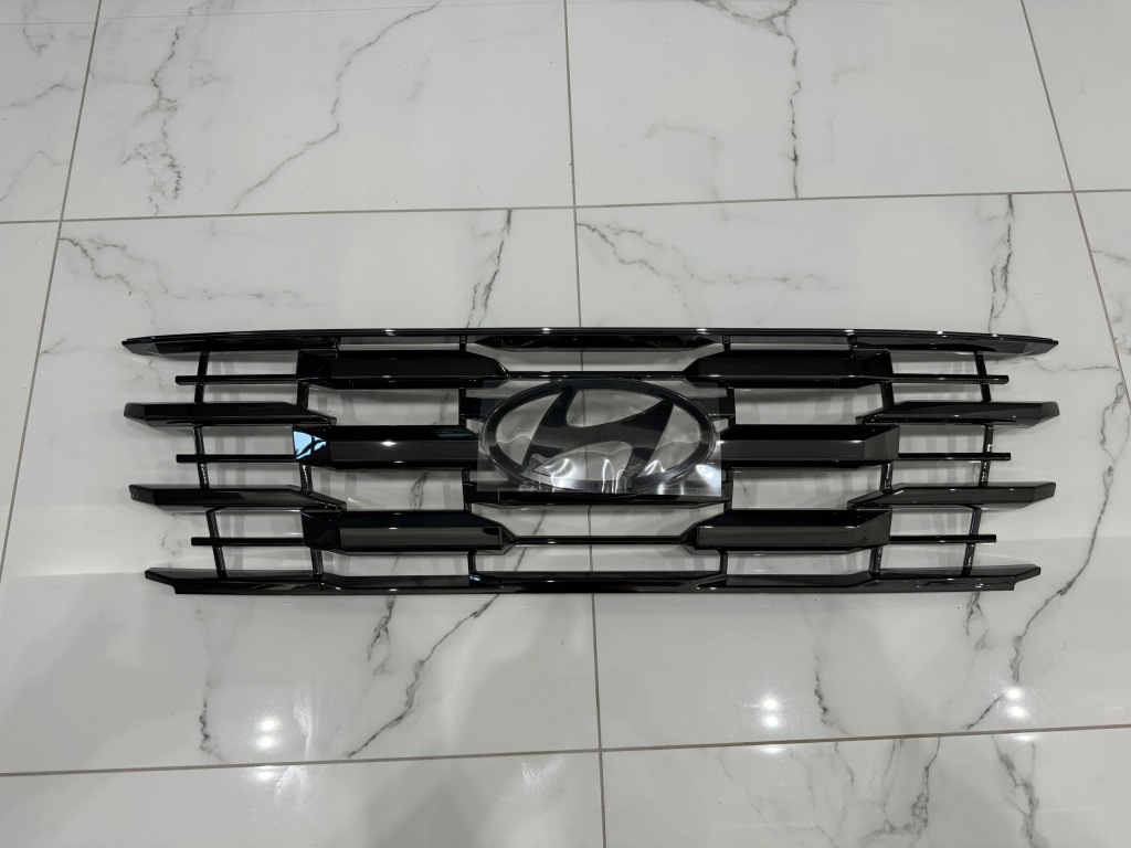 Купити Решітка радіатора решітка  hyundai tucson n-line iv 4 рестайлінг  2024 бампер перед logo підсилювач
