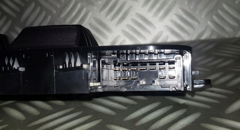 фото №6, Bmw f20 f25 f36 f39 f40 f44 перемикач панель регулювання сидіння правий перед