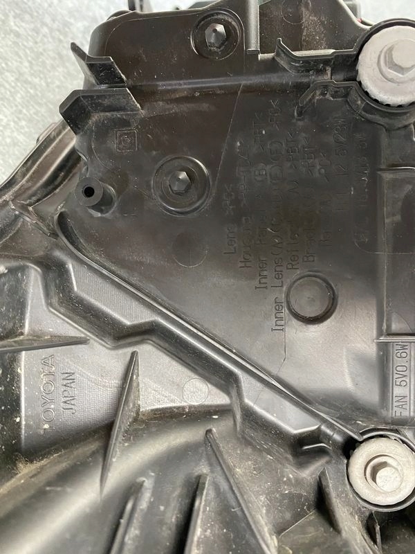 фото №15, Лампи фари лампа передня права ліва - toyota camry viii full led 17-