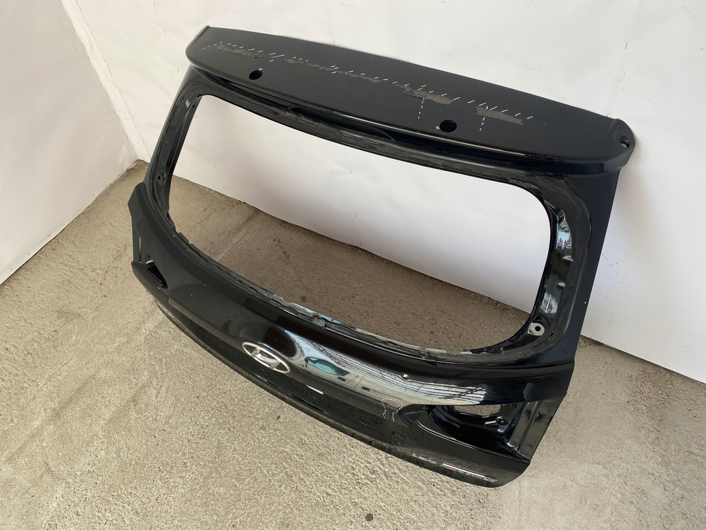 фото №8, Hyundai i20 ii lift 2018-2020r na lotkę спойлер крышка багажника багажника