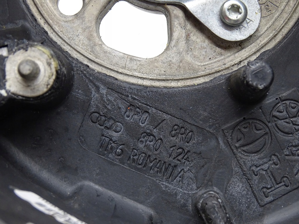 фото №13, Воздуховод кожа audi a3 8p lift cabrio 8r0419091a