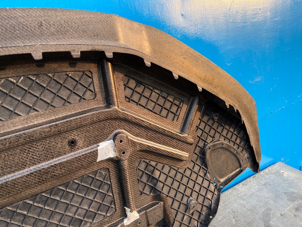 фото №12, Audi r8 spyder 4s9 захист плита підвіска карбон