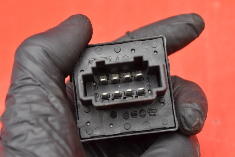 фото №7, Панель управление окон eu skoda citigo 3d 11-17