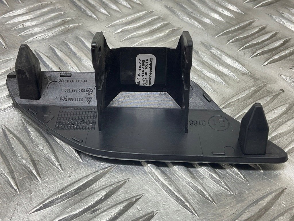 фото №6, 2013 volkswagen golf vii заглушка розпилювача 5g0955109